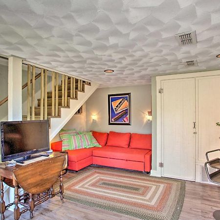 Historic Fort Worth Cottage With Shared Pool! Exterior photo
